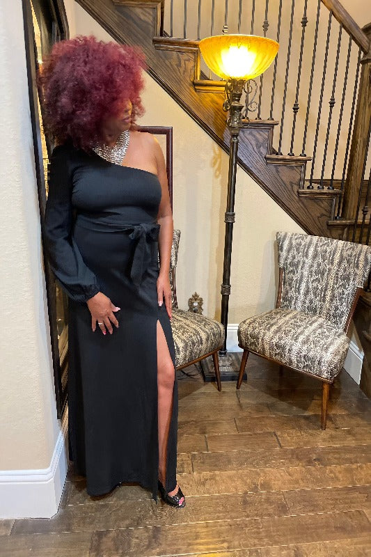 SHOULDER EVENING GOWN BLACK