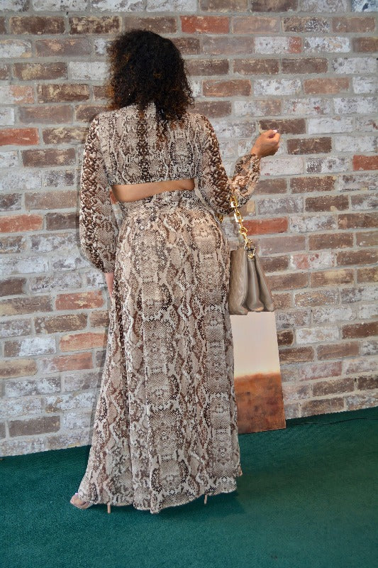 snakeskin print woven puff sleeves maxi dress invisible zippertop smockedlinedskirt
